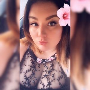 Meet your Posher, Ashlie